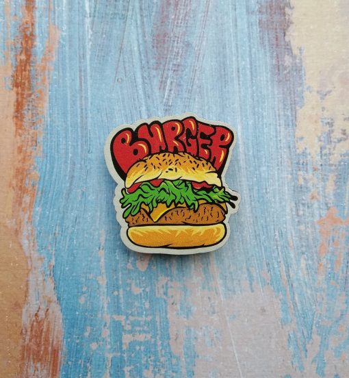 Деревянный значок "Бургер с котлетой"