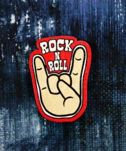 Деревянный значок Rock'n'Roll